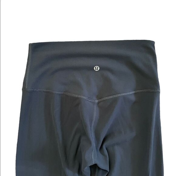 LULULEMON Capri leggings Dark Gray Size 6 - Picture 4 of 5